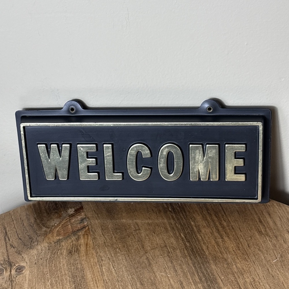 Plastic Hanging Bar‎ Sign 2 Sided "Welcome" "On Tap"